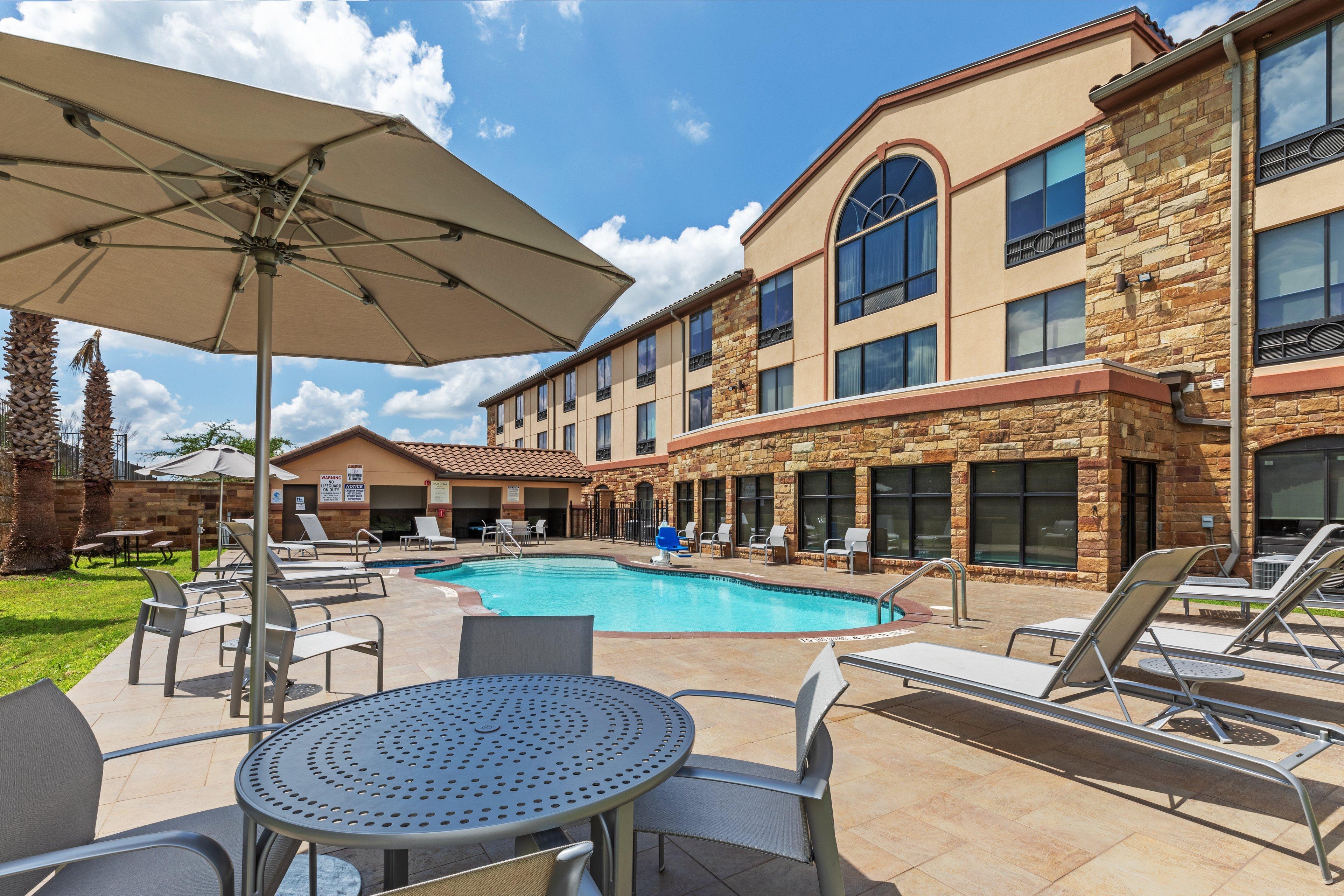 Holiday Inn Express & Suites Austin Nw - Lakeway, An Ihg Hotel Exterior photo
