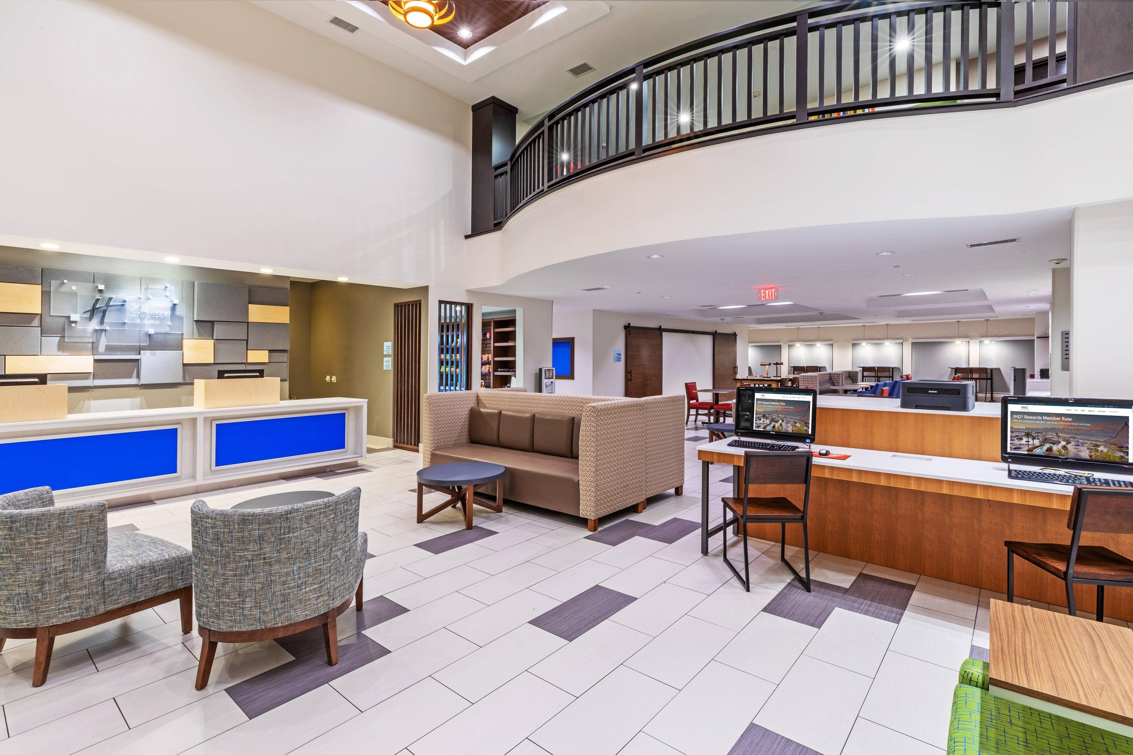Holiday Inn Express & Suites Austin Nw - Lakeway, An Ihg Hotel Exterior photo